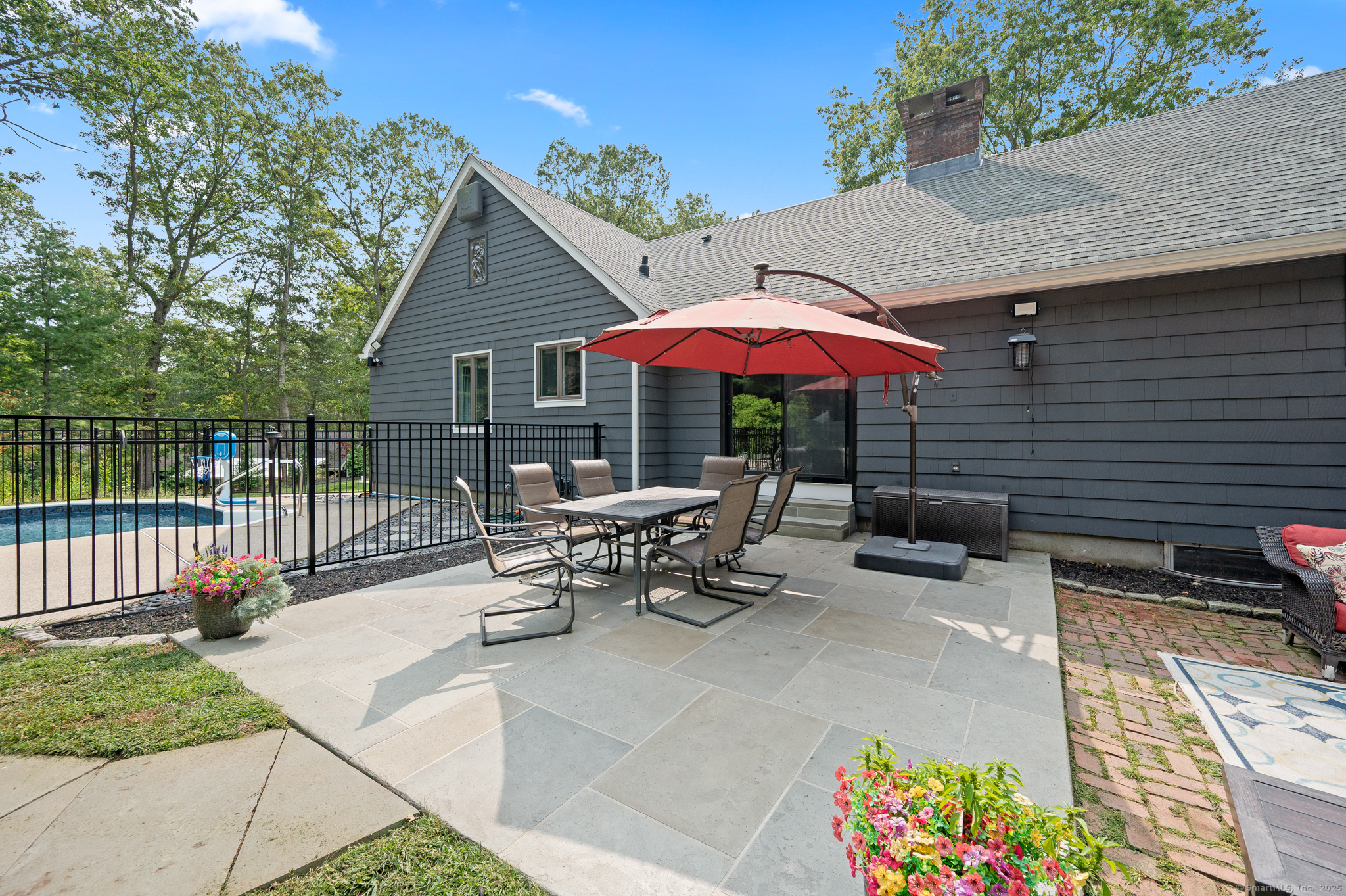 366 Woodhaven Road Glastonbury CT 06033