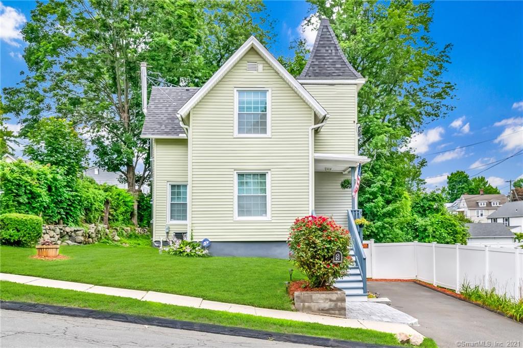 9 Grandview Avenue Danbury CT 06810