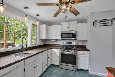 445 Windham Avenue Colchester CT 06415