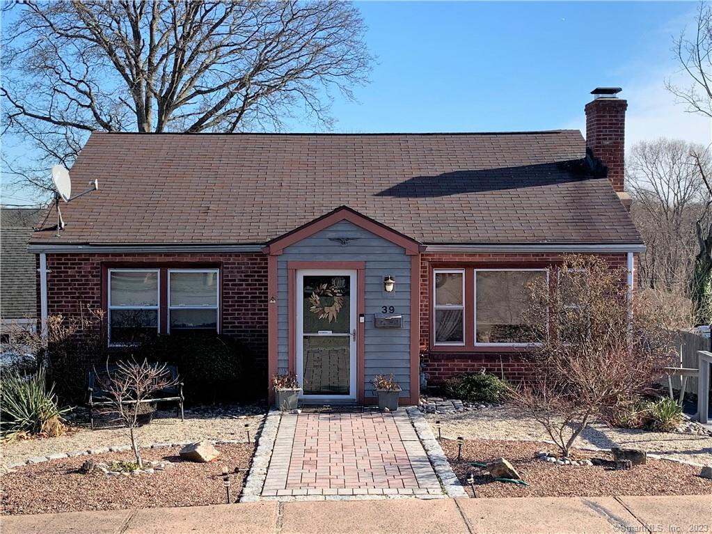 39 Hughes Street East Haven CT 06512