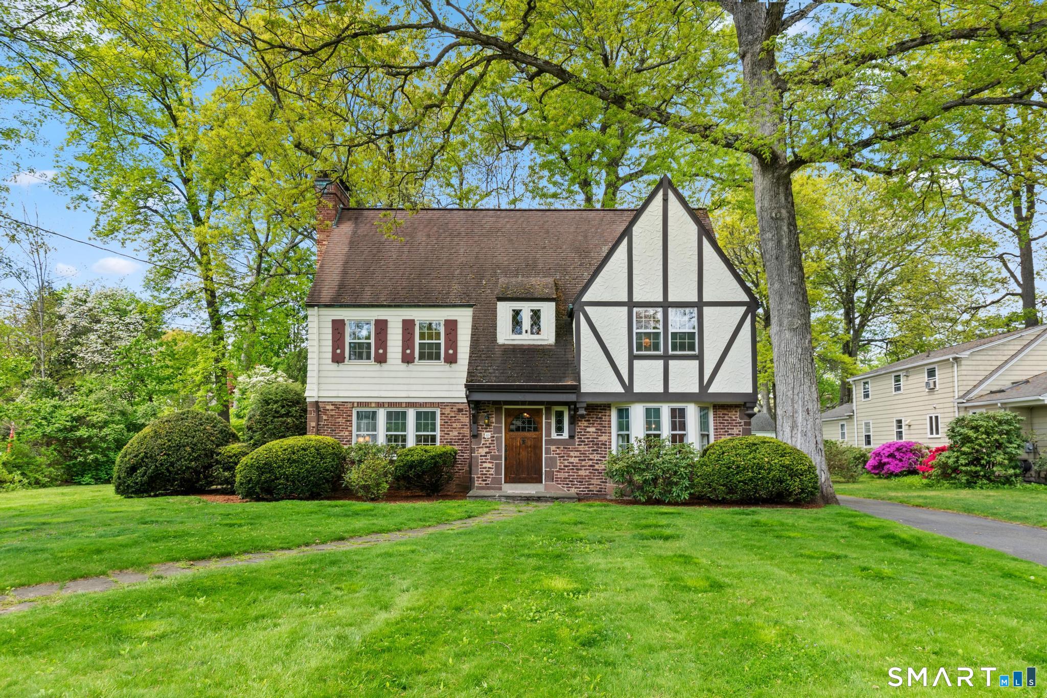 49 Arlington Road West Hartford CT 06107