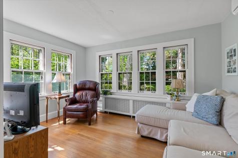 49 Arlington Road West Hartford CT 06107