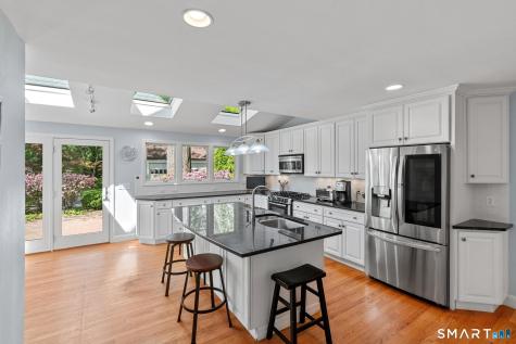 49 Arlington Road West Hartford CT 06107