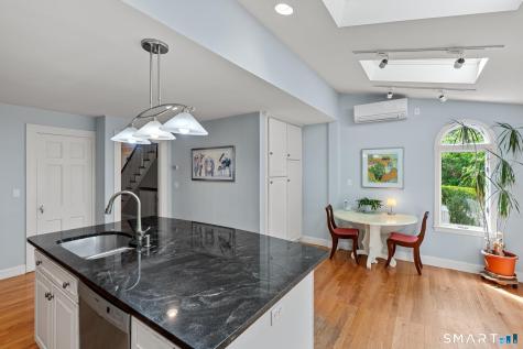 49 Arlington Road West Hartford CT 06107