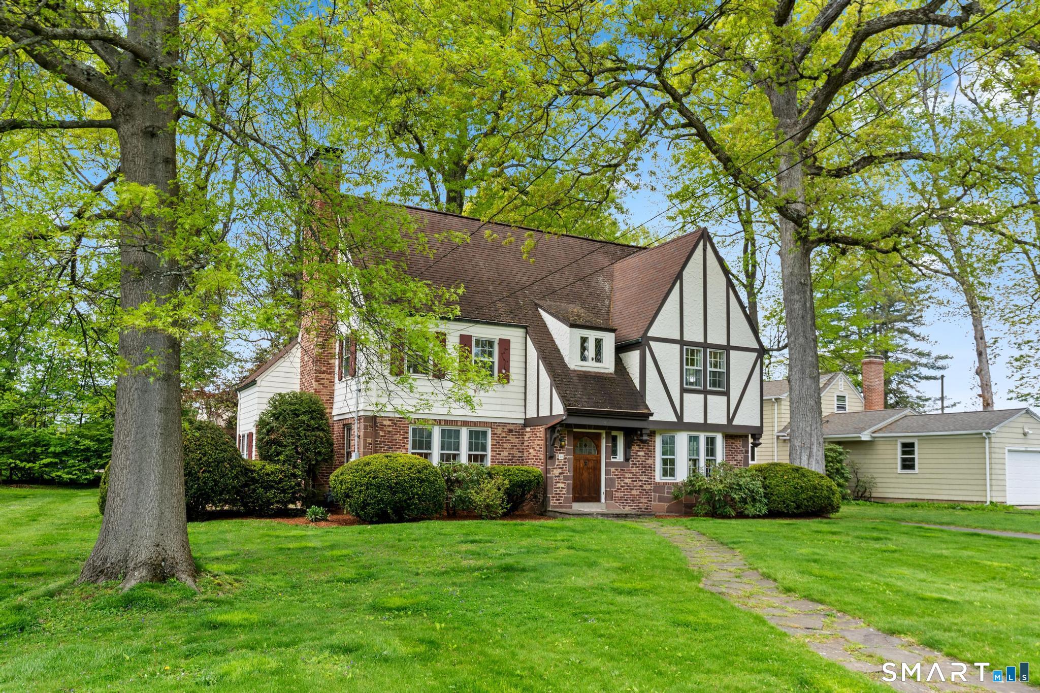49 Arlington Road West Hartford CT 06107