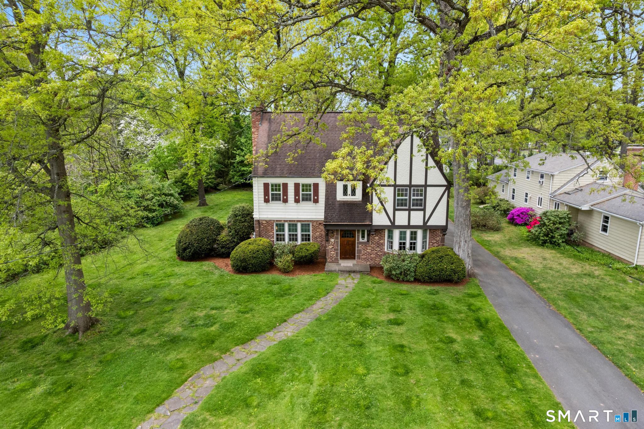 49 Arlington Road West Hartford CT 06107