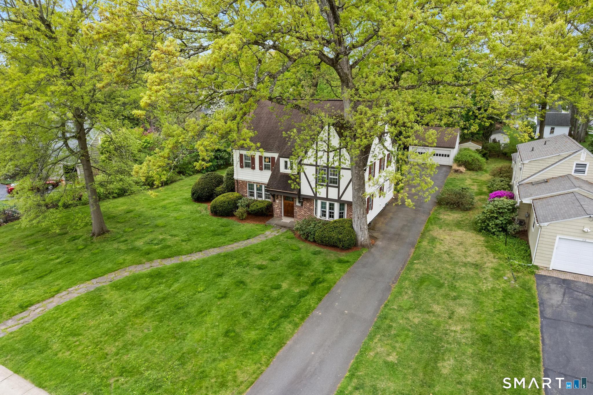 49 Arlington Road West Hartford CT 06107