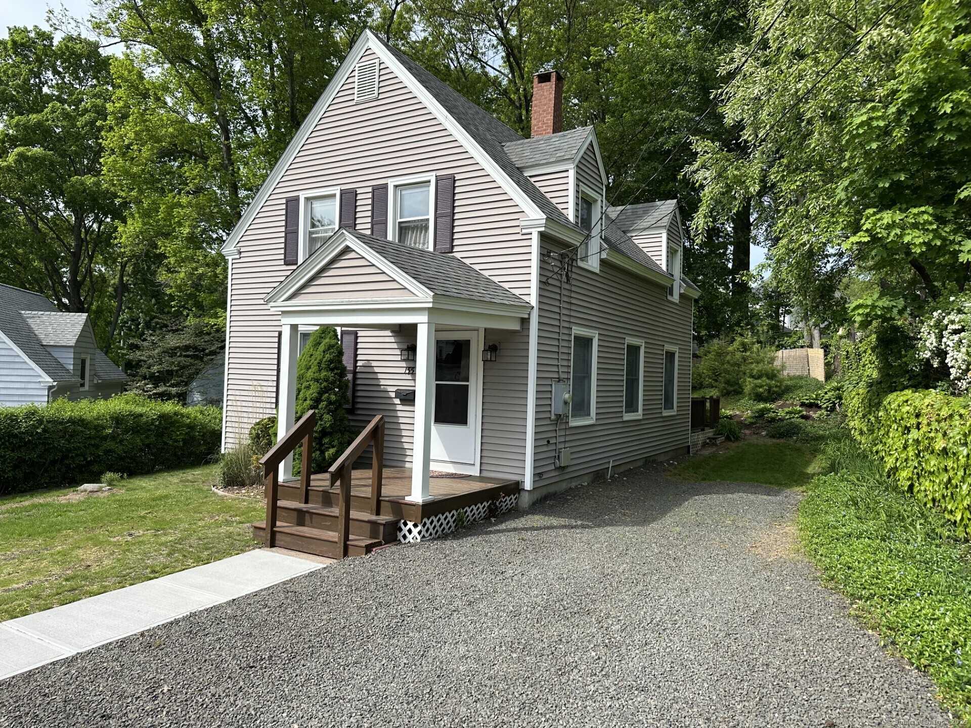 155 High Street Manchester CT 06040