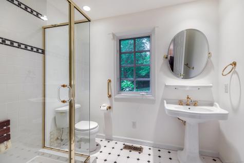 29 Diamond Lane New Milford CT 06776