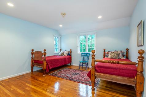 29 Diamond Lane New Milford CT 06776