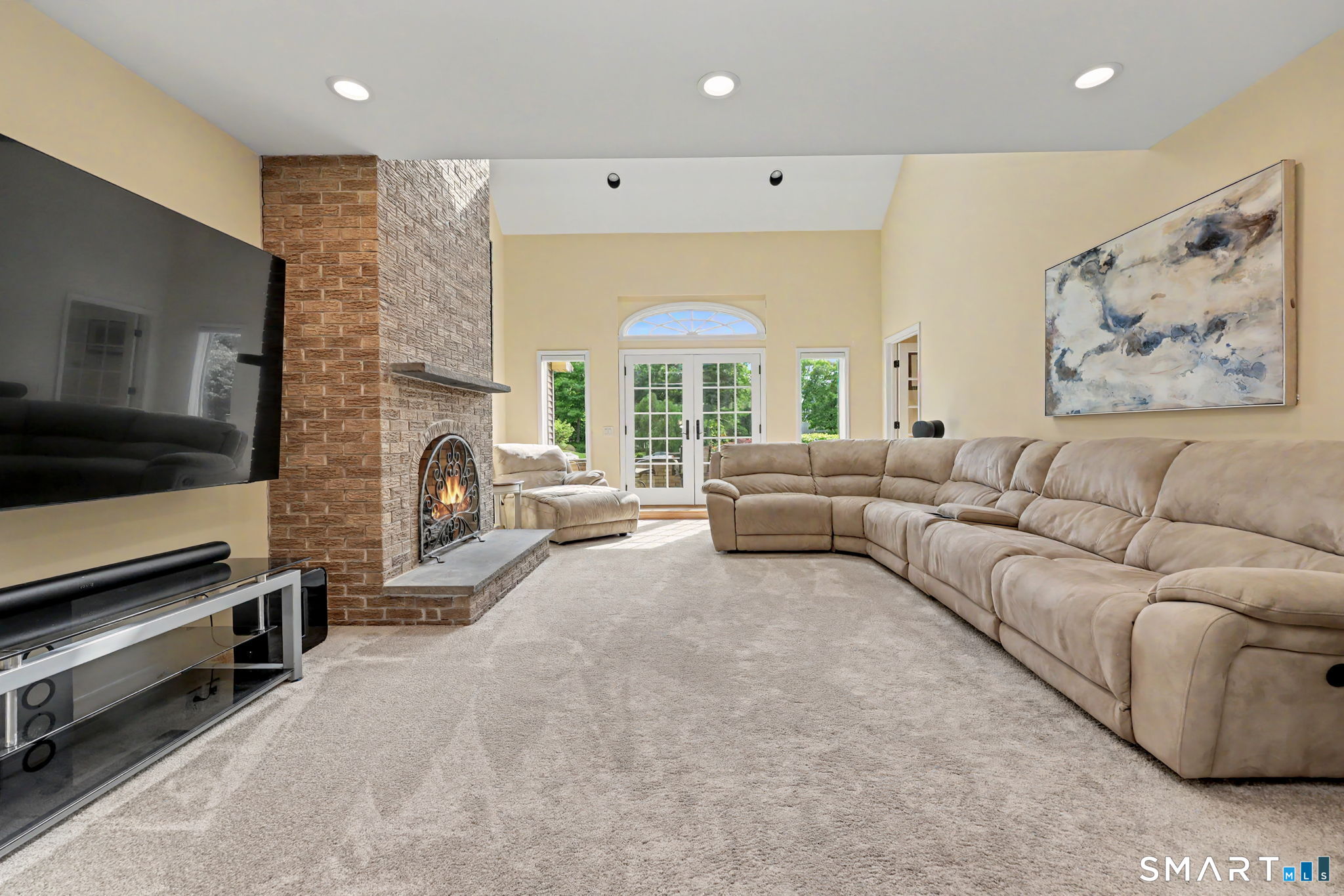 29 Woodridge Lane New Fairfield CT 06812