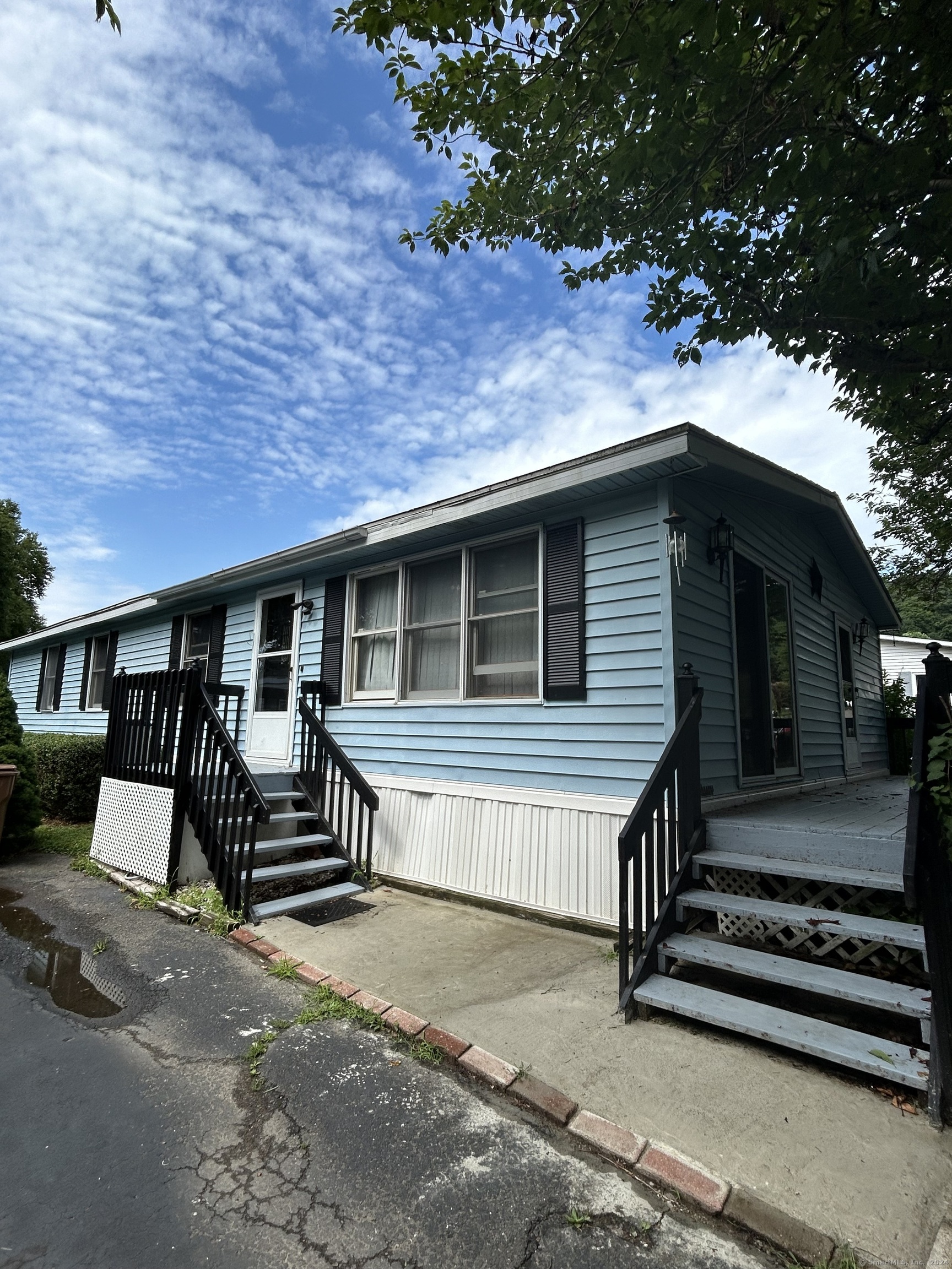 12 Woodland Park Shelton CT 06484