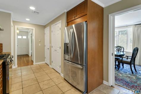 104 Nutmeg Lane Stamford CT 06905