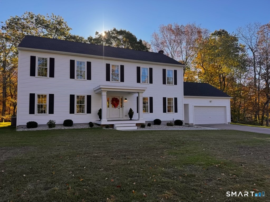 4 Chester Maine Road North Stonington CT 06359