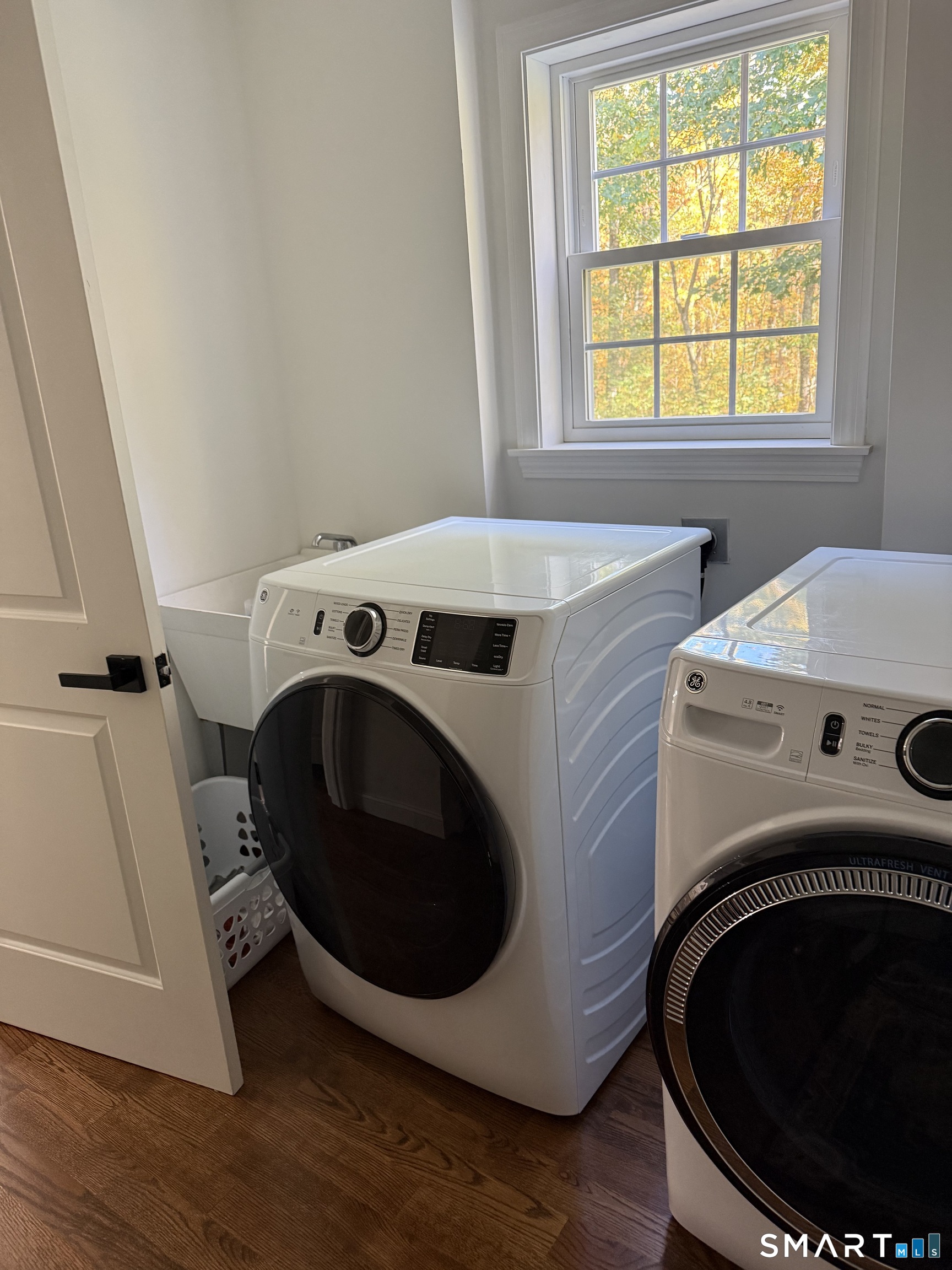 4 Chester Maine Road North Stonington CT 06359