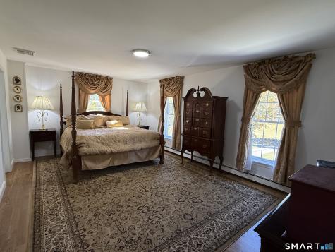 4 Chester Maine Road North Stonington CT 06359