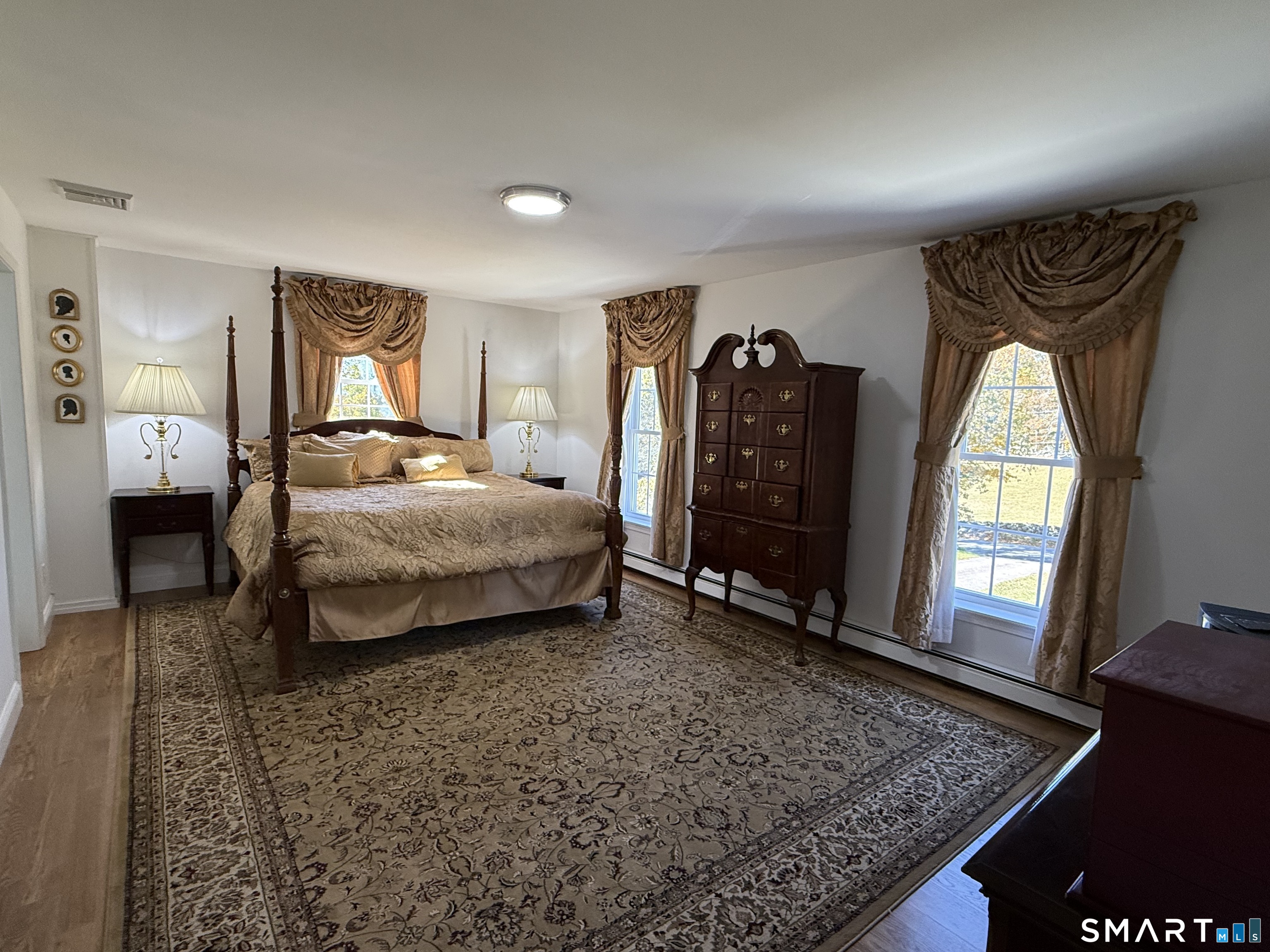 4 Chester Maine Road North Stonington CT 06359