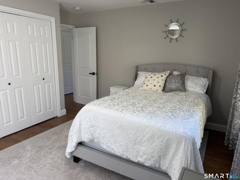4 Chester Maine Road North Stonington CT 06359