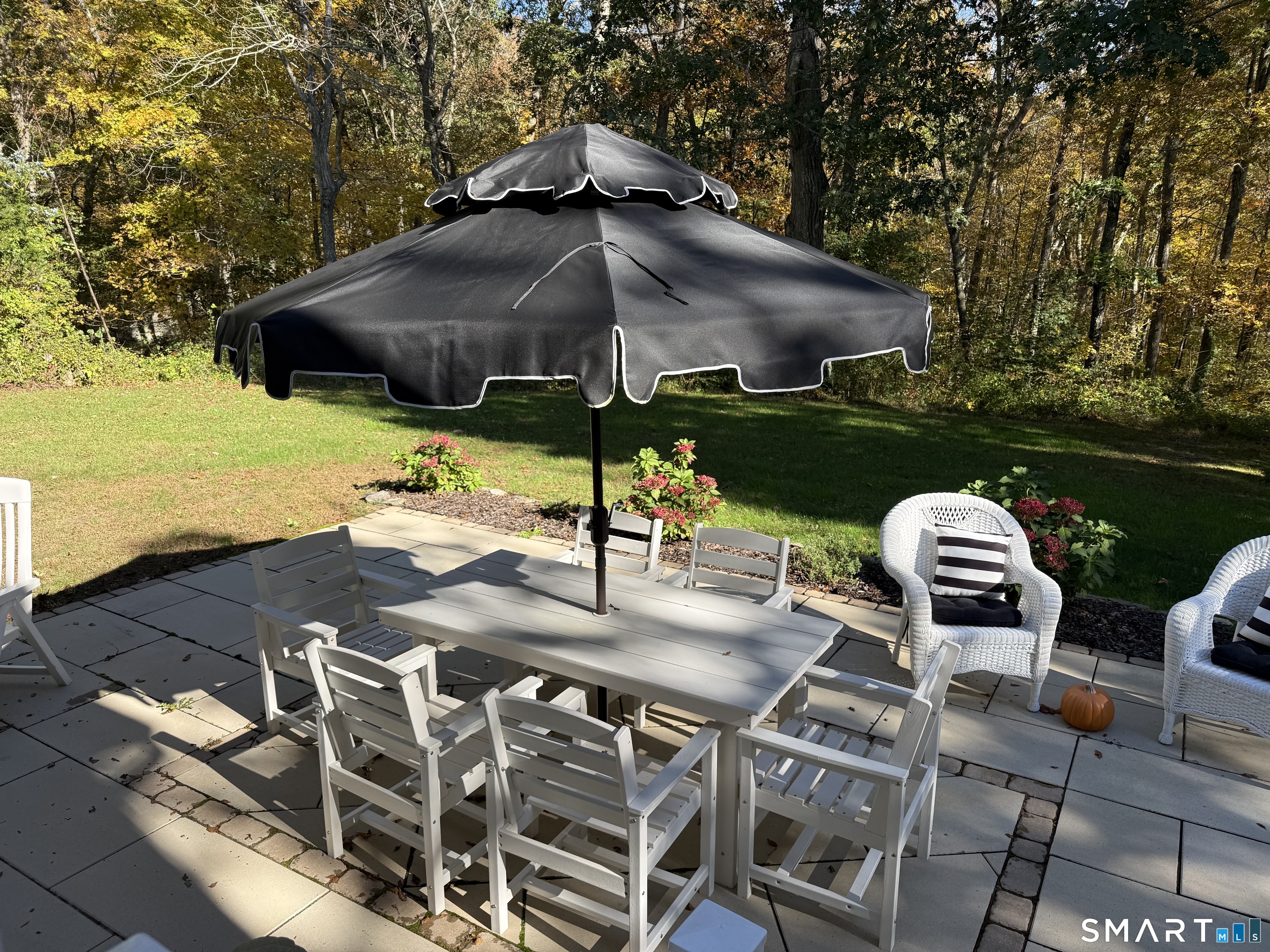 4 Chester Maine Road North Stonington CT 06359