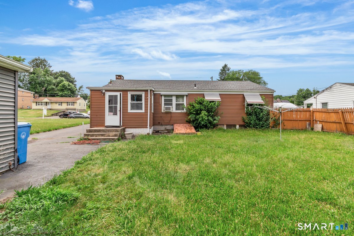 2049 Corbin Avenue New Britain CT 06053