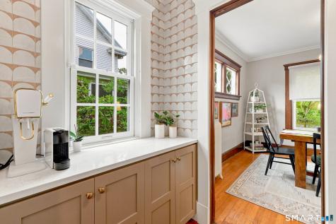 382 Yale Avenue New Haven CT 06515