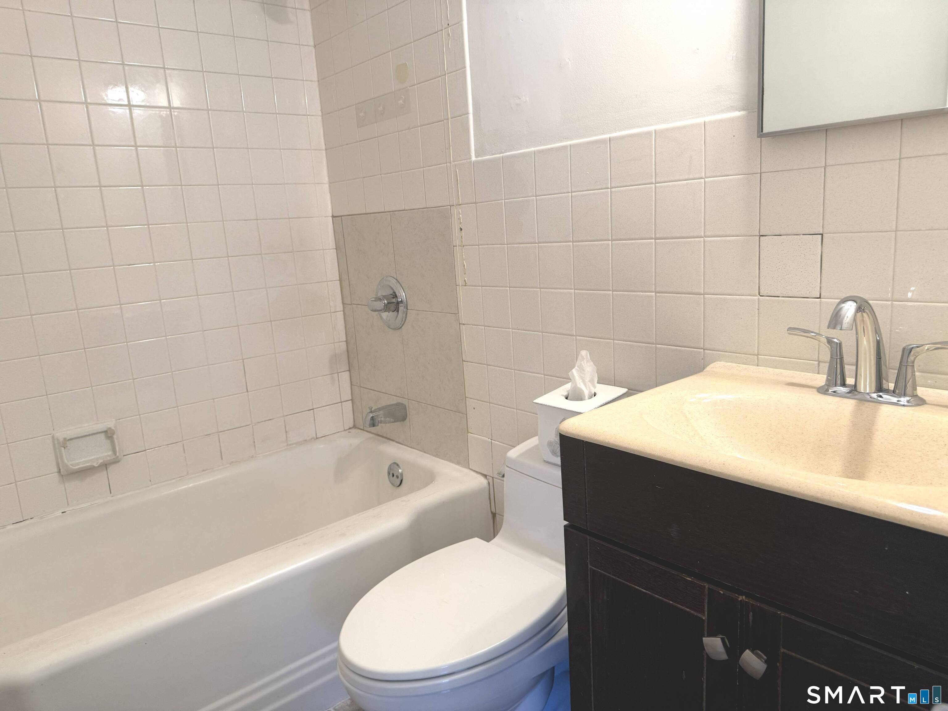 25 Albin Road Stamford CT 06902
