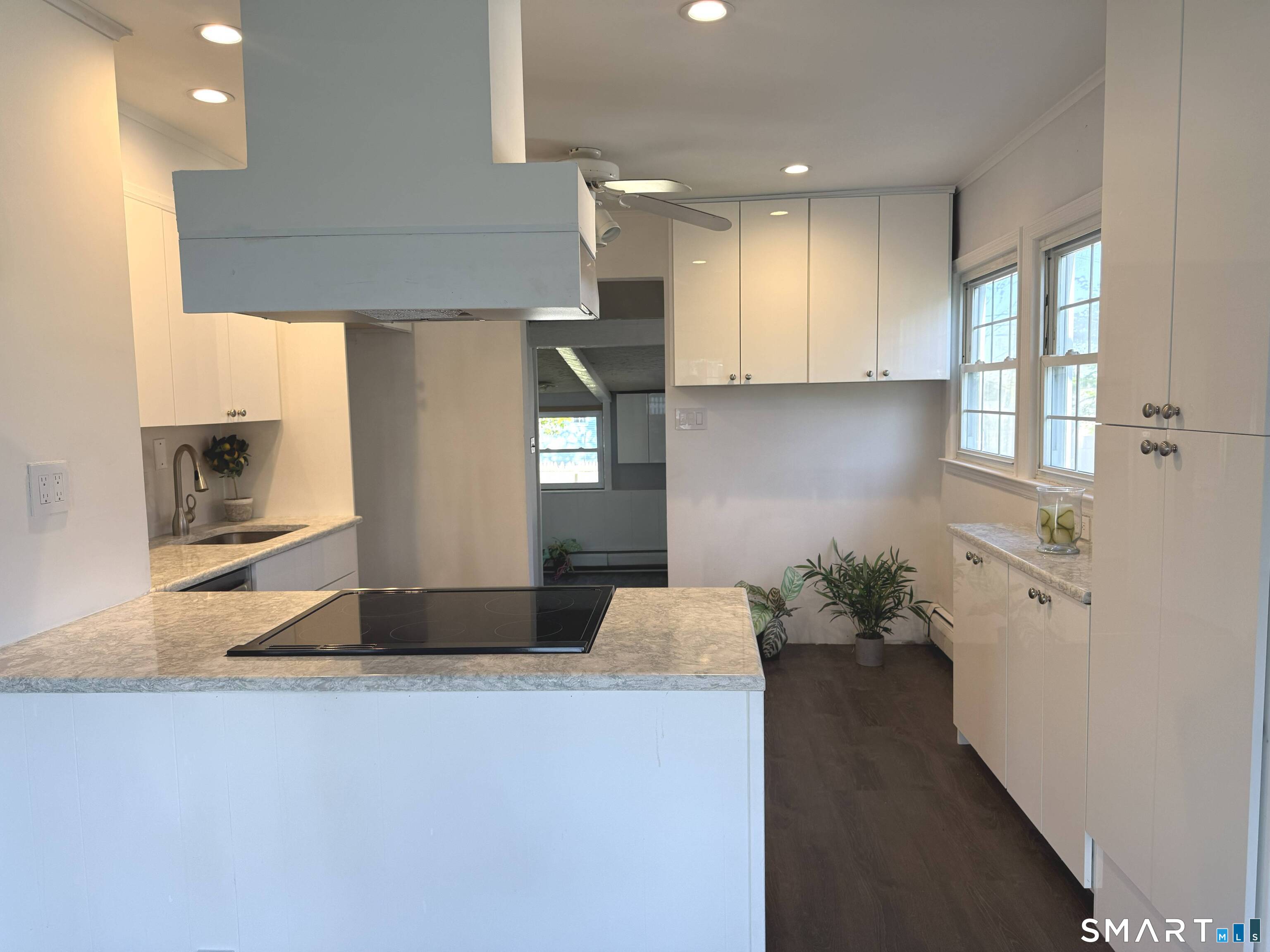 25 Albin Road Stamford CT 06902