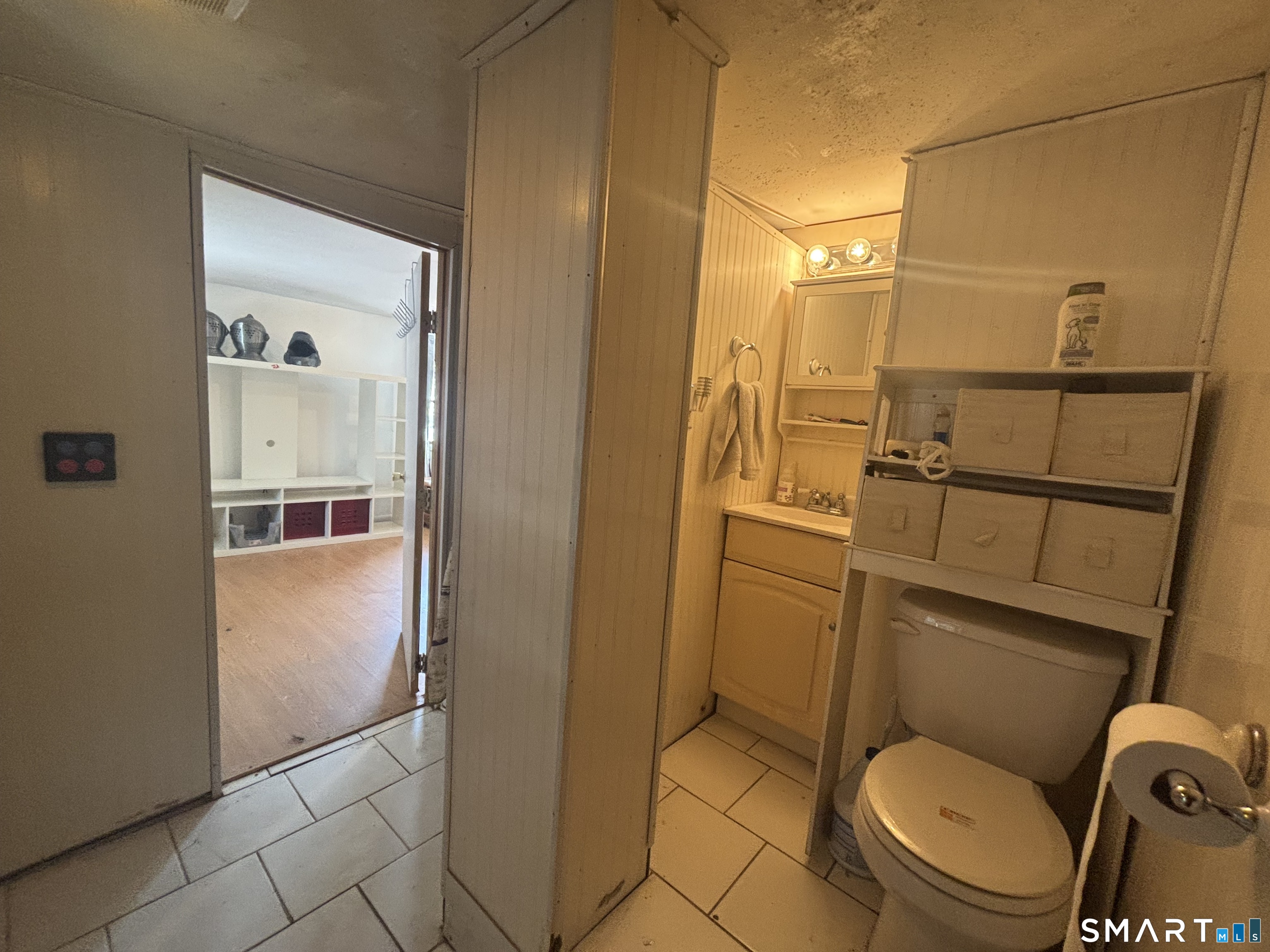 222 Mountain Road Ellington CT 06029