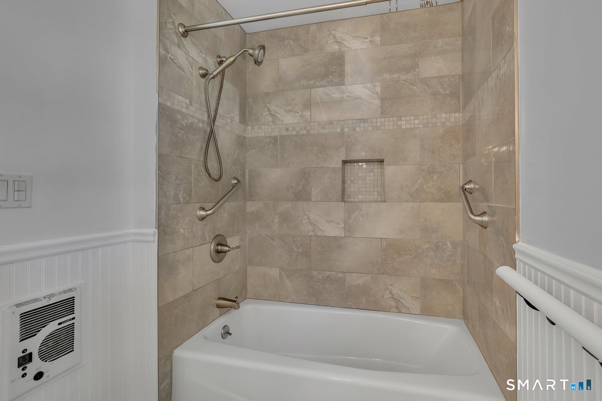 5 Arlington North Street Meriden CT 06450