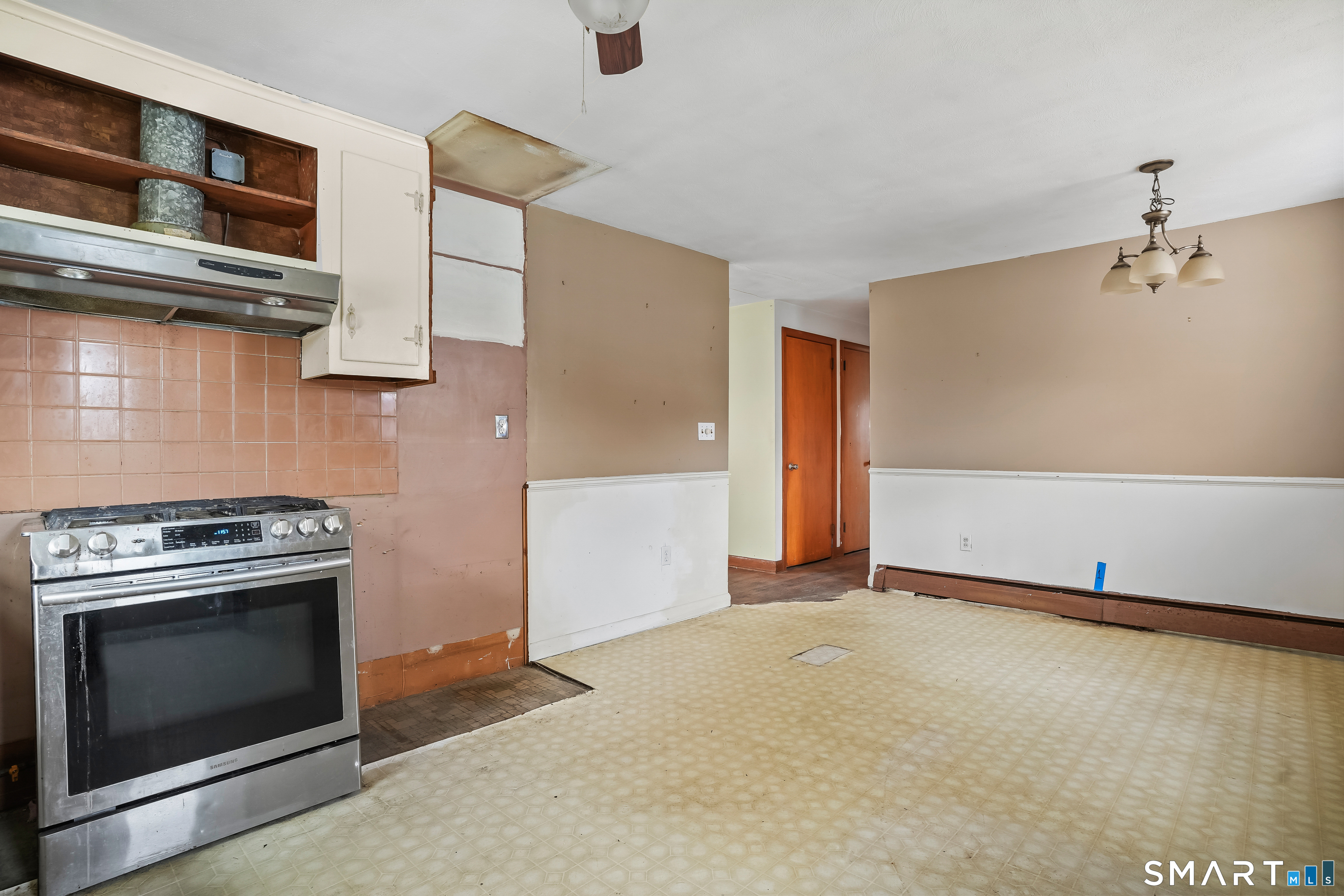 1 Brussels Avenue Wethersfield CT 06109
