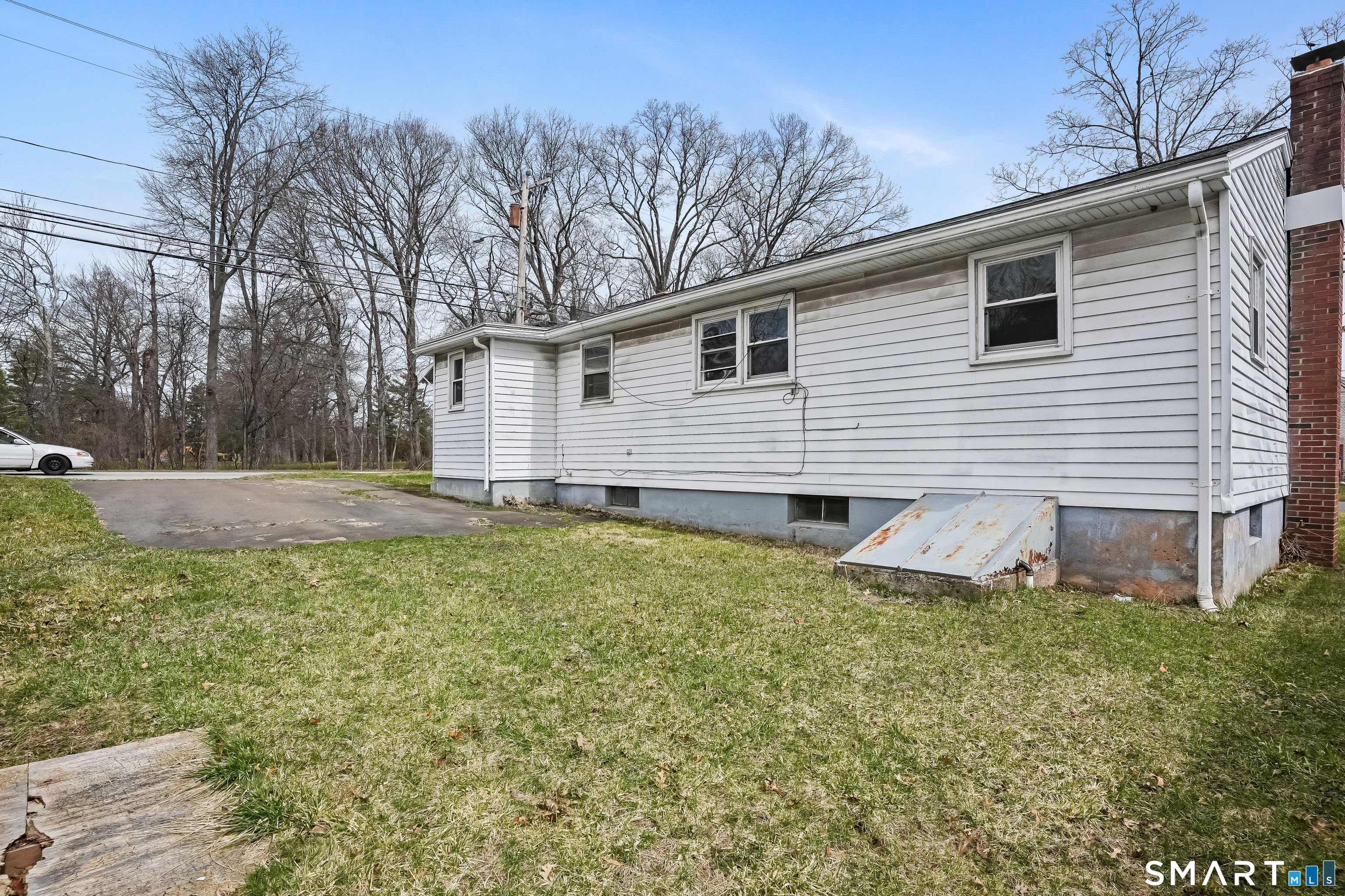 1 Brussels Avenue Wethersfield CT 06109