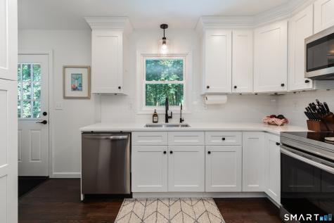 27 Winchester Drive Shelton CT 06484