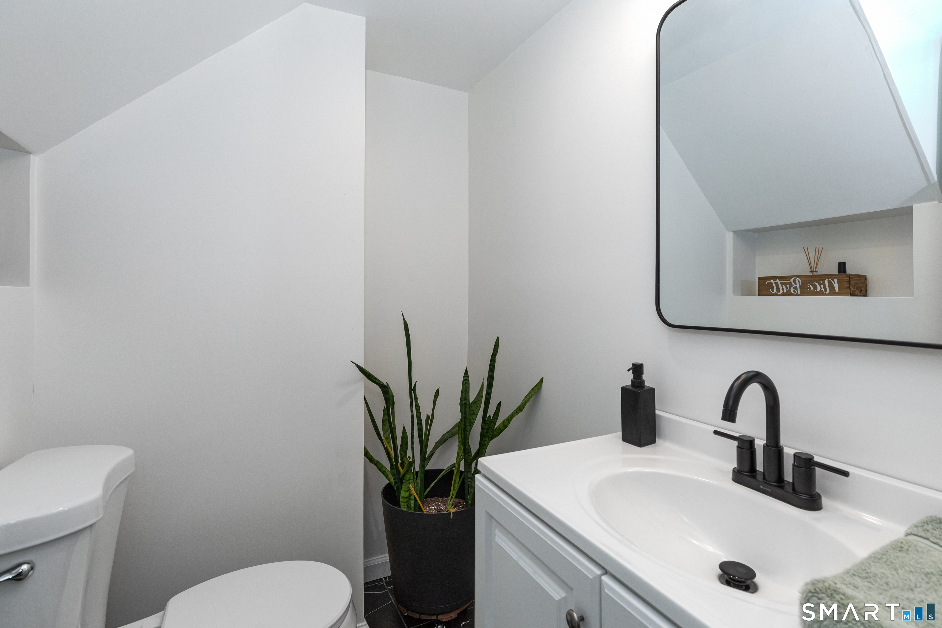 27 Winchester Drive Shelton CT 06484
