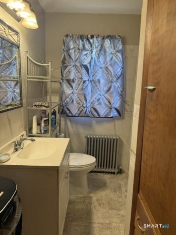 62 South Street Windsor Locks CT 06096
