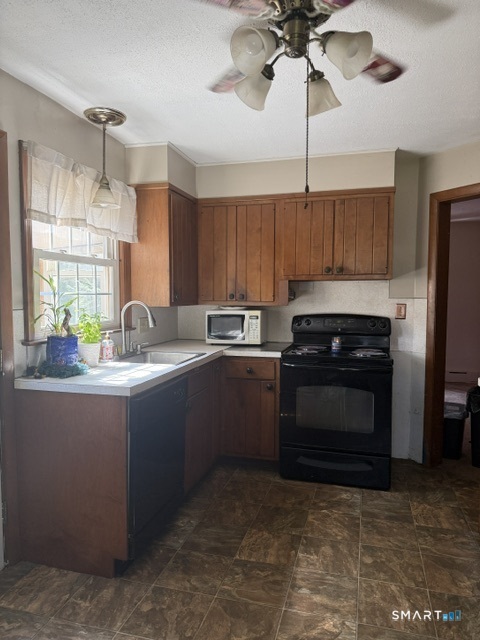 62 South Street Windsor Locks CT 06096