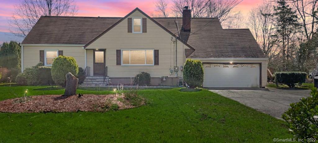 2 Carafa Terrace North Haven CT 06473