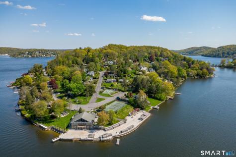 1 Deer Run New Fairfield CT 06812