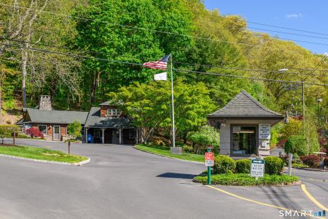 1 Deer Run New Fairfield CT 06812