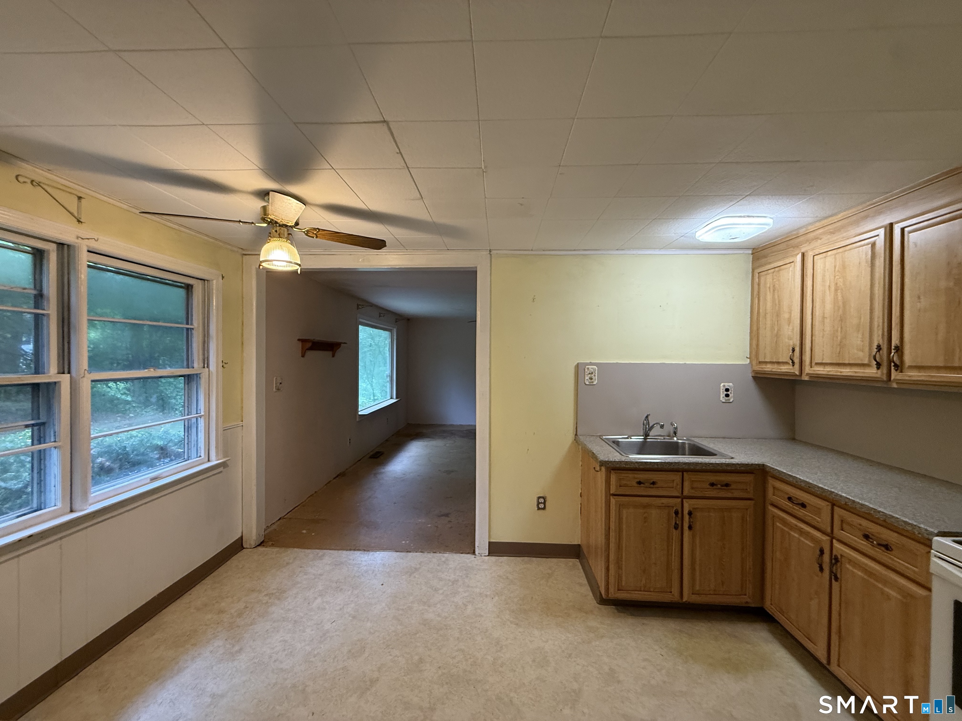 94 Moosup Trail Monroe CT 06468