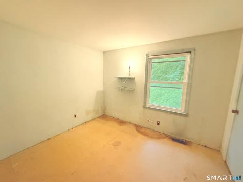 94 Moosup Trail Monroe CT 06468