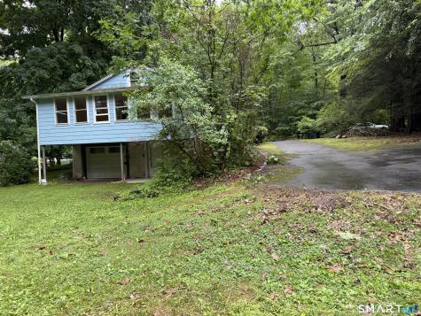 94 Moosup Trail Monroe CT 06468
