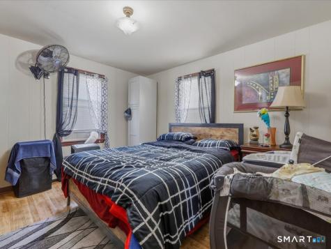 84 Barnes Avenue New Haven CT 06513
