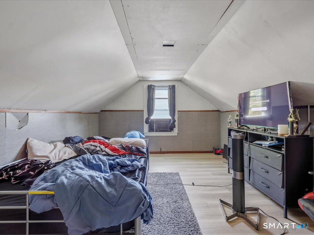 84 Barnes Avenue New Haven CT 06513