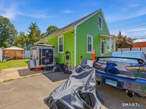 84 Barnes Avenue New Haven CT 06513