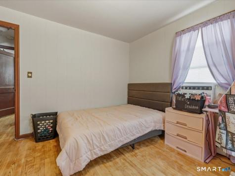 84 Barnes Avenue New Haven CT 06513