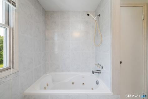 11 Polly Dan Road Burlington CT 06013