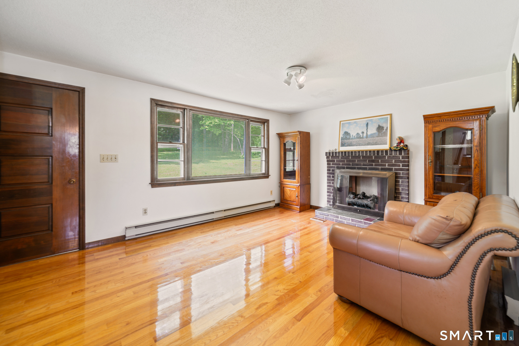 11 Polly Dan Road Burlington CT 06013