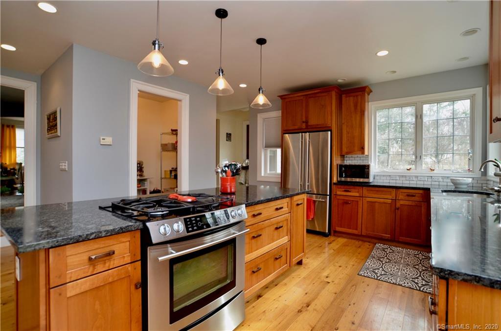 230 Highland Avenue Hamden CT 06518
