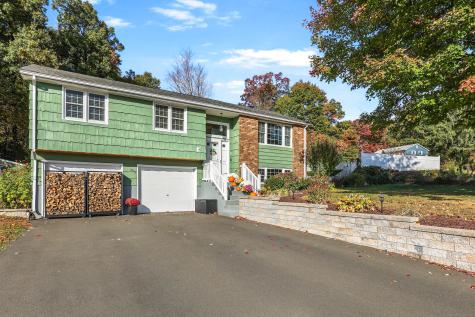 9 Geraldine South Drive Ellington CT 06029