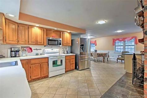 89 Cherry Brook Road Canton CT 06019